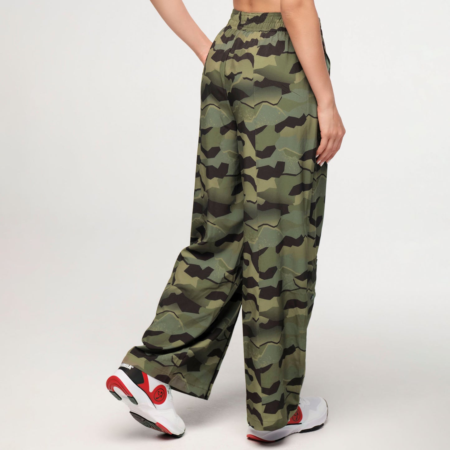 Zumba® Explore Wide Leg Woven Pants - Olive Expedition