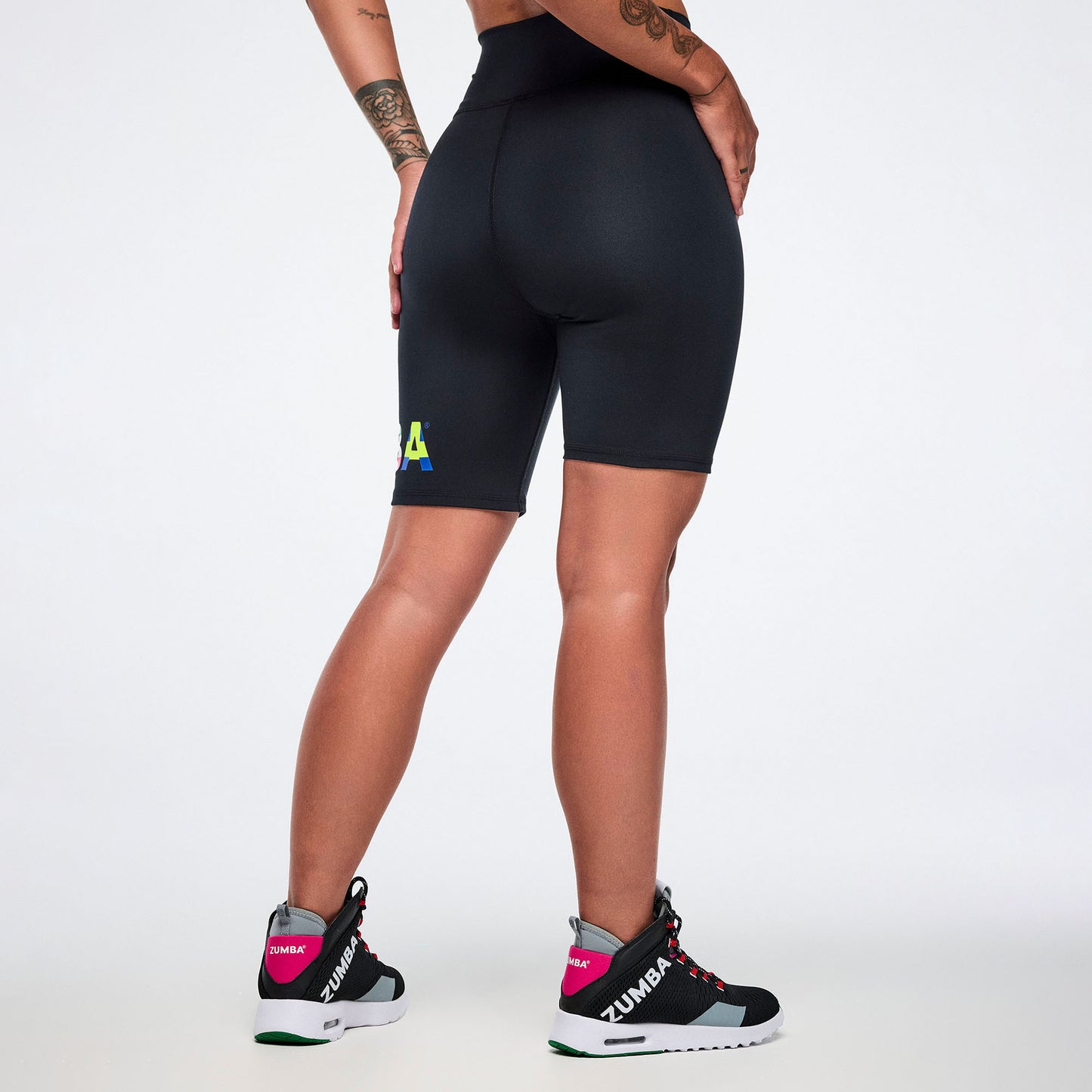 Worldwide High Waisted Biker Shorts - Black