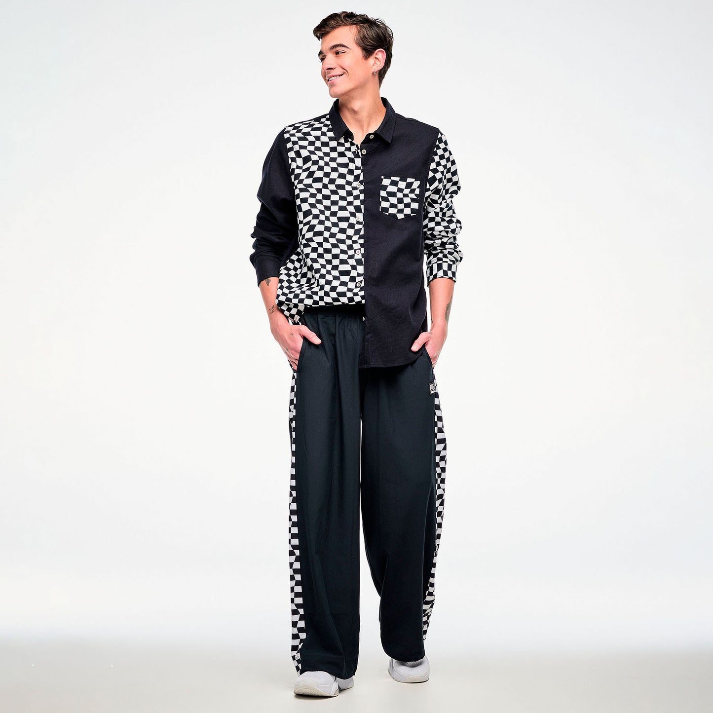 Electric Feel Button Down